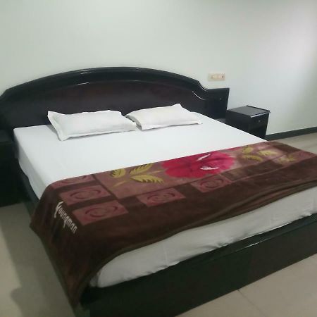 Hotel Vindhwashni Haldwani Ngoại thất bức ảnh