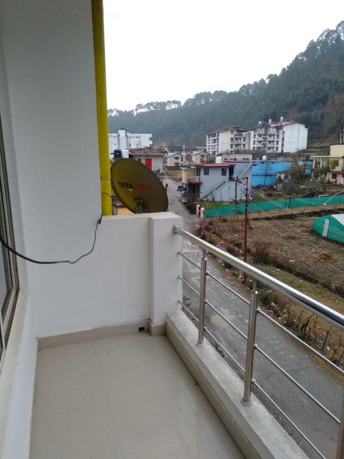 Hotel Vindhwashni Haldwani Ngoại thất bức ảnh