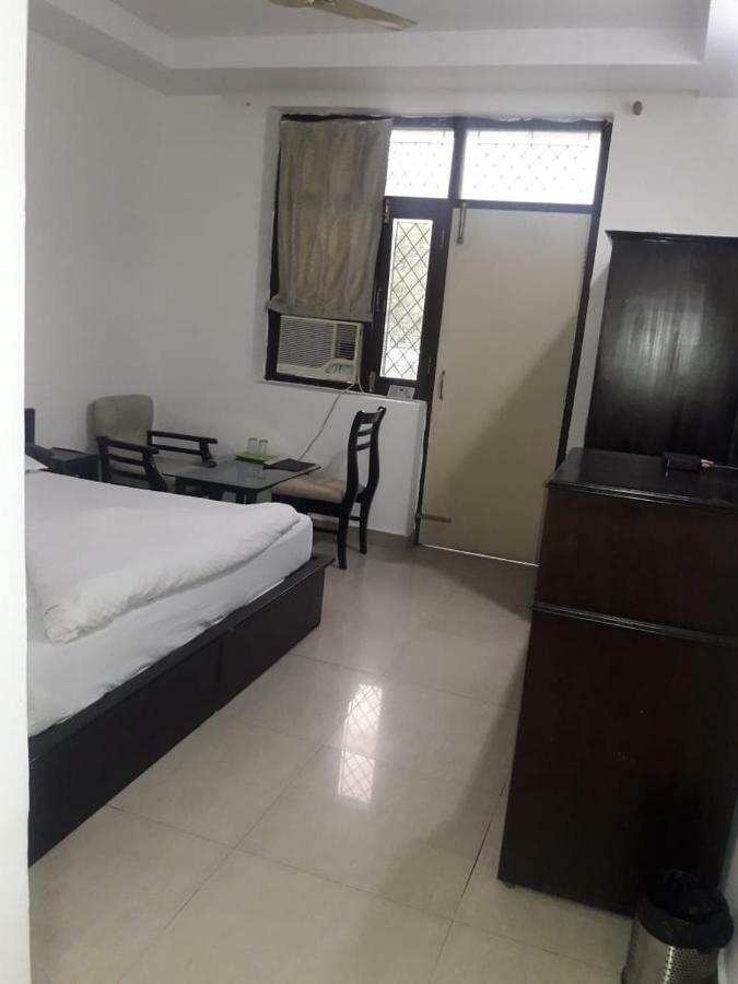 Hotel Vindhwashni Haldwani Ngoại thất bức ảnh