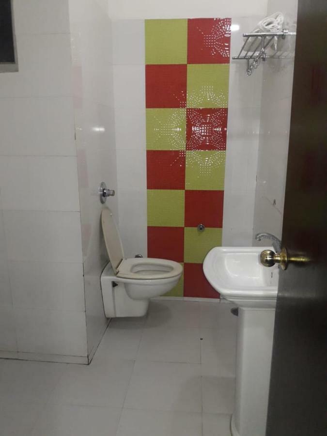 Hotel Vindhwashni Haldwani Ngoại thất bức ảnh
